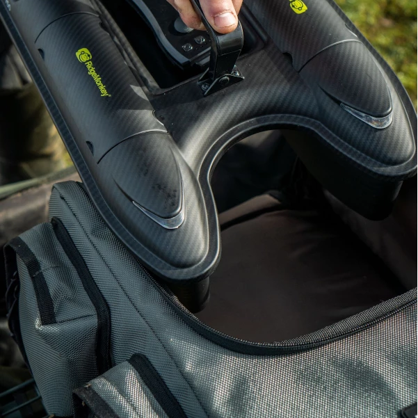 RidgeMonkey Hunter 750 Rucksack 4 RidgeMonkey Hunter 750 Rucksack